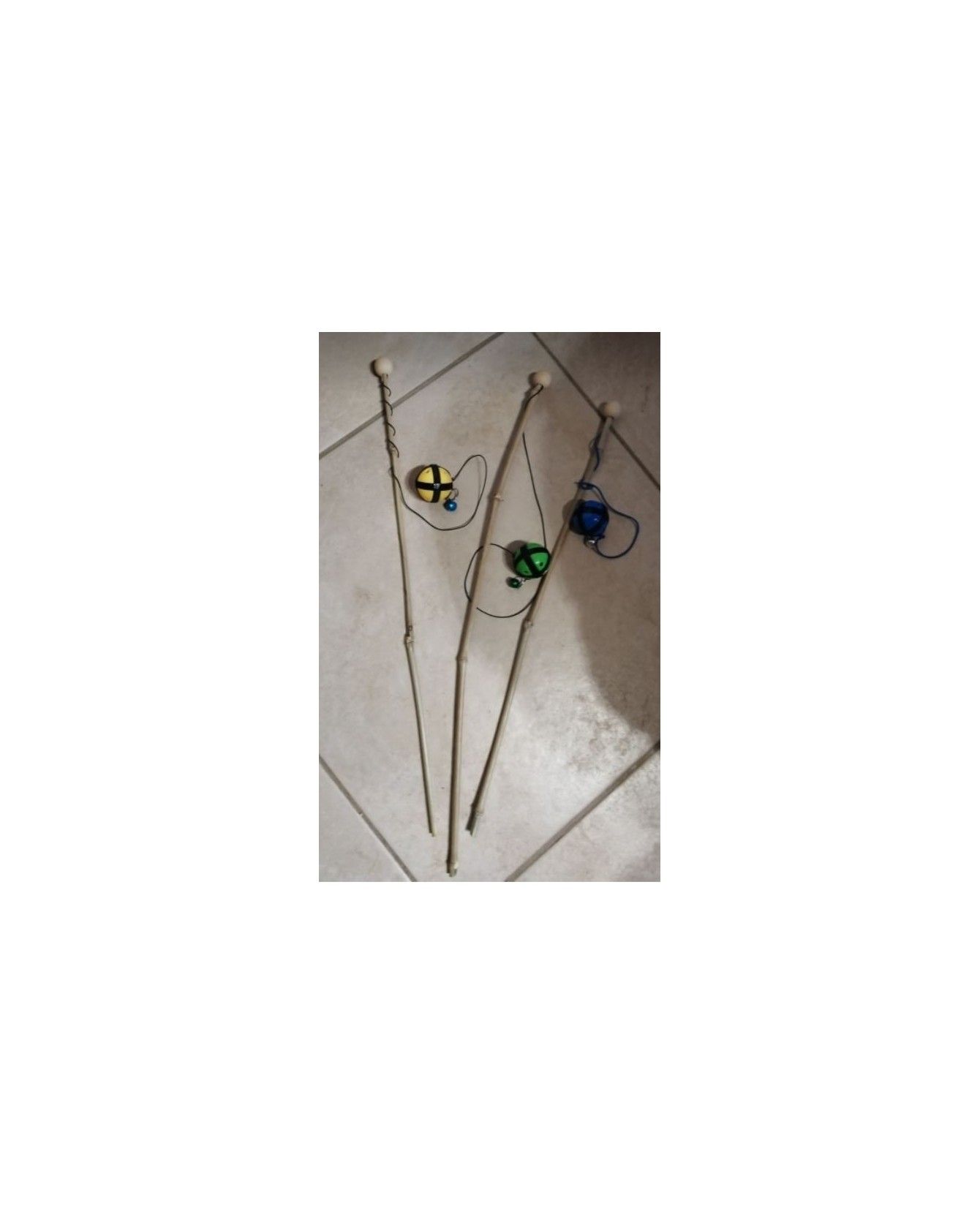 Canne à chat jouet chat - canne avec balle et grelot ChezAnilou 5,00 € Canne à chat jouet chat - canne avec balle et grelot ChezAnilou 5,00 €