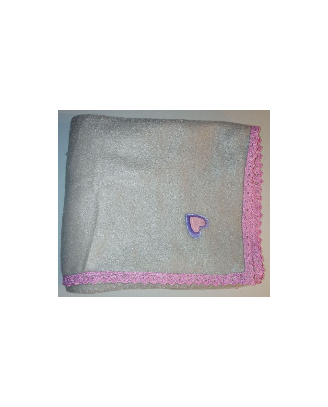 Tapis pour chien ou chiot Tapis chien doublé molletonné motif coeur 75 x 62 cm ChezAnilou 12,00 € Tapis pour chien ou chiot Tapis chien doublé molletonné motif coeur 75 x 62 cm ChezAnilou 12,00 €