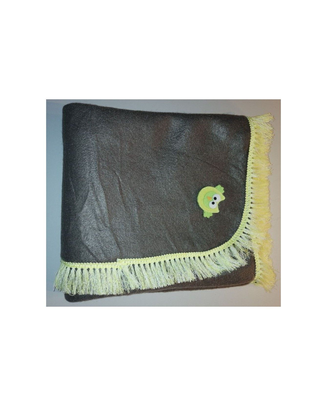 Tapis pour chien ou chiot Tapis chien doublé et molletonné marron liseré jaune 79x65 cm ChezAnilou 12,00 € Tapis pour chien ou chiot Tapis chien doublé et molletonné marron liseré jaune 79x65 cm ChezAnilou 12,00 €