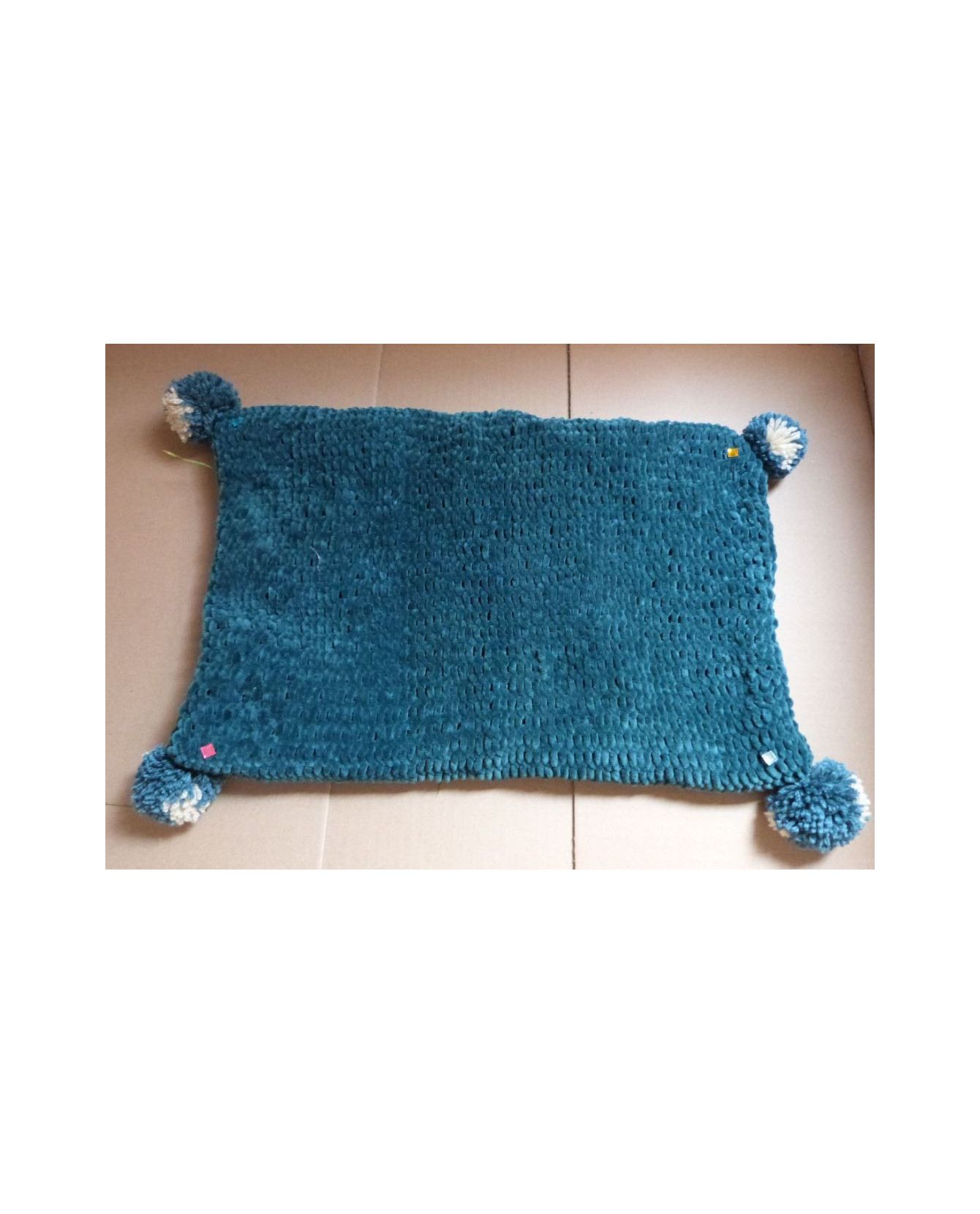 couvertures pour chat couchage chat - couverture pour chat vert Kijan ChezAnilou 26,00 € couvertures pour chat couchage chat - couverture pour chat vert Kijan ChezAnilou 26,00 €